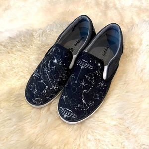 Star Wars x Inkkas women’s size 8 shoes